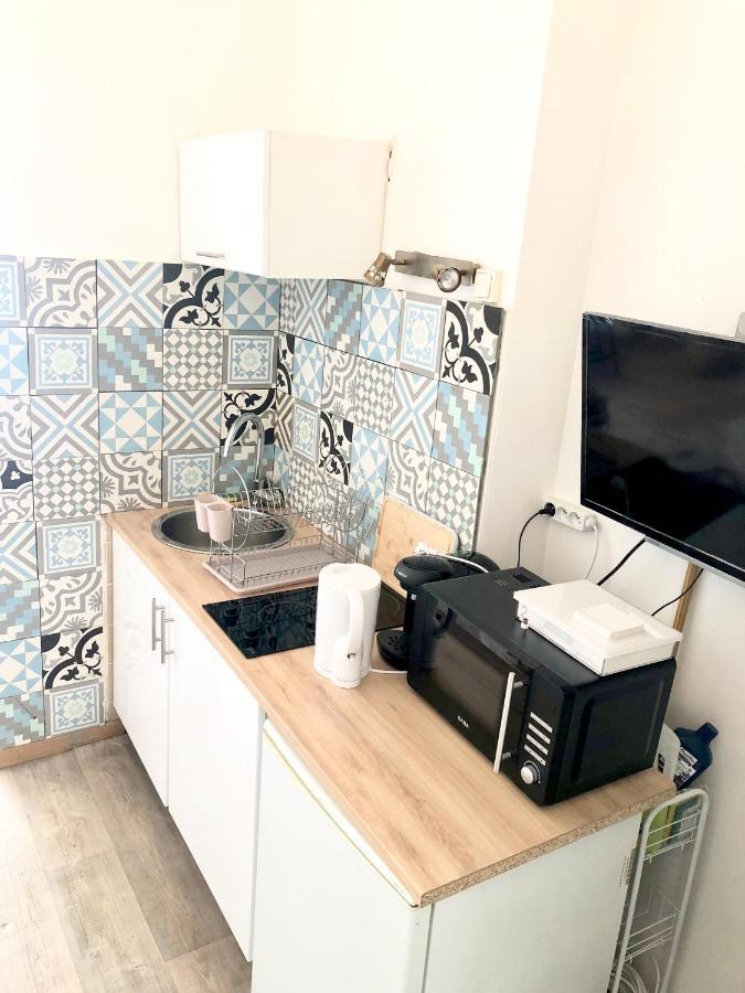 Cozy Nest Apartment Toulon Bagian luar foto